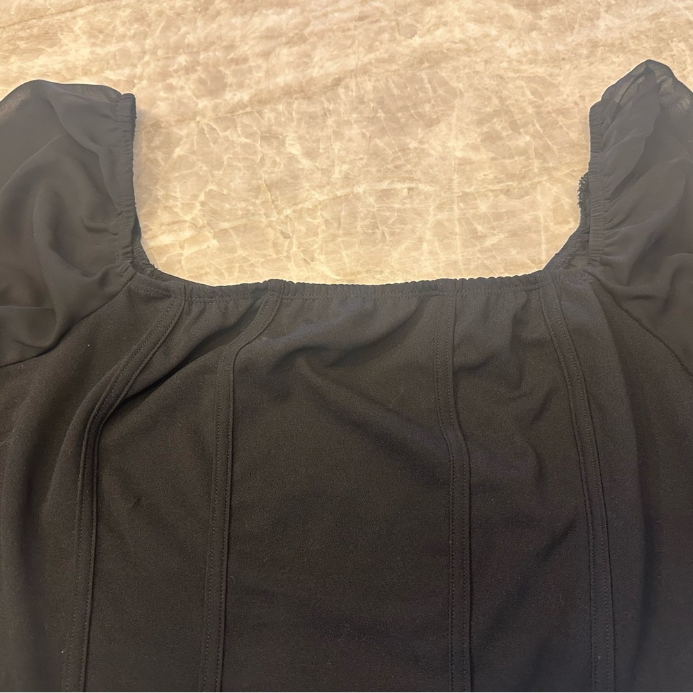 Square neck black top - Picture 3 of 3
